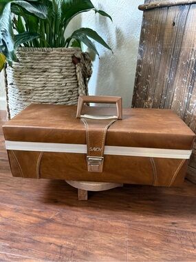 Vtg Savoy Vinyl Storage Carrying Case Brown Up to 24 8-Track Tapes Retrofit